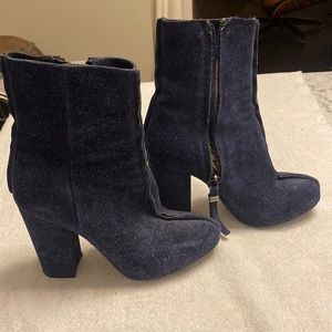 ACNE Dark blue suede ankle boots. Size 36